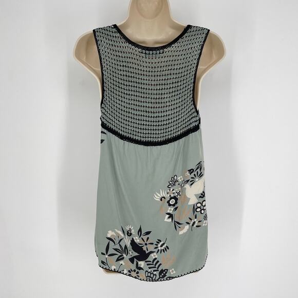 BCBGMaxAzria Crochet Bodice Silk Top Sz M Sleeveless Floral Birds Lightweight - Picture 6 of 13